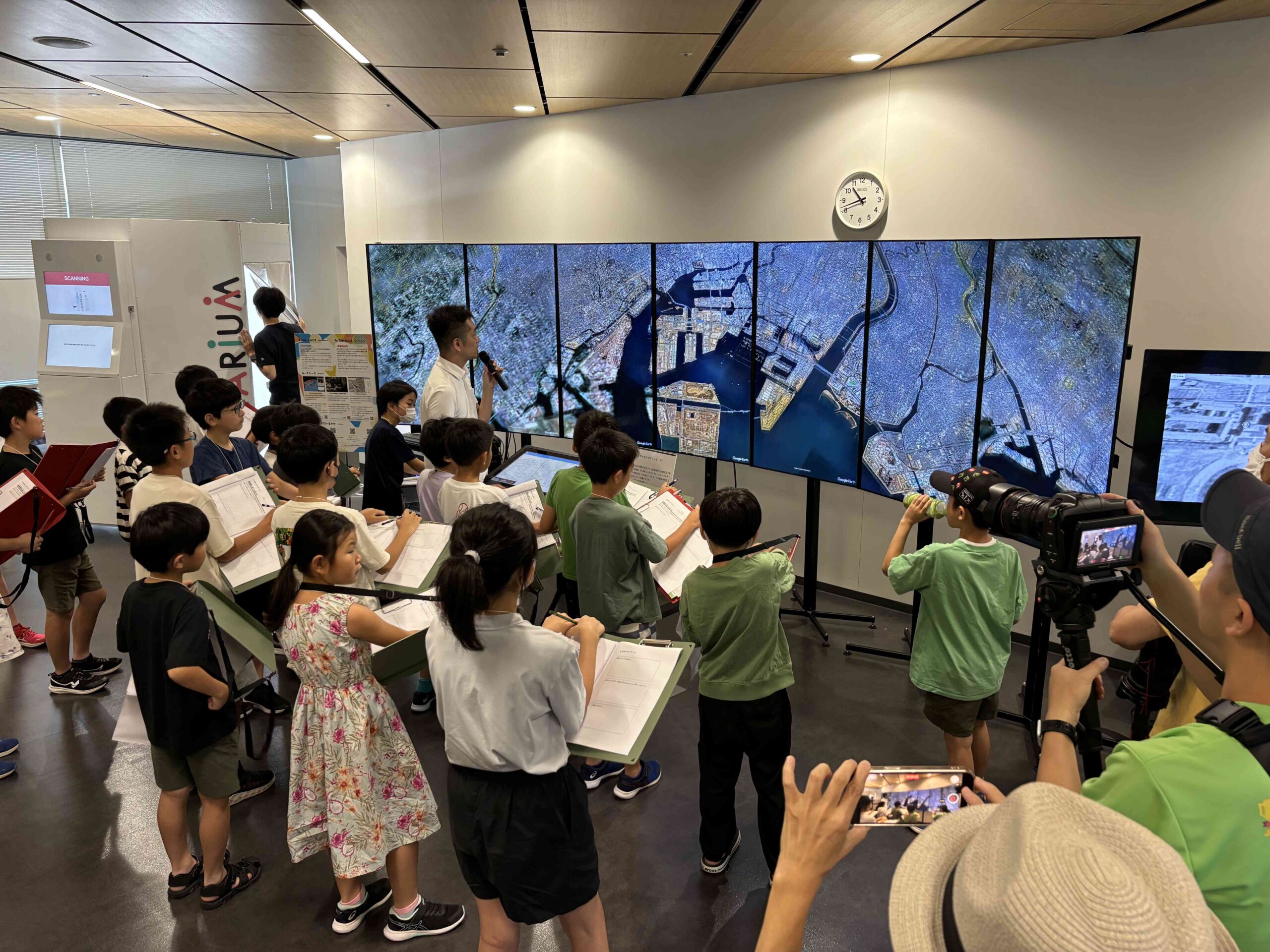 Peace Activities For Future in Nagasaki – The World Connected by Technology –